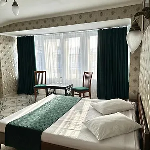 Hotel Plazma, Leopoli